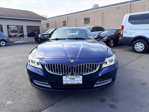 Deep Sea Blue Metallic 2014 BMW Z4 2dr Roadster sDrive35i