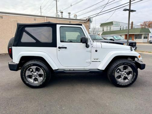 2017 Jeep Wrangler Sahara