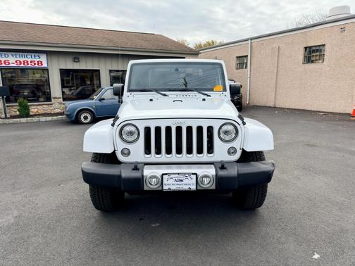 2017 Jeep Wrangler Sahara