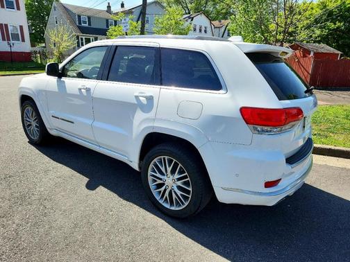 2017 Jeep Grand Cherokee Summit