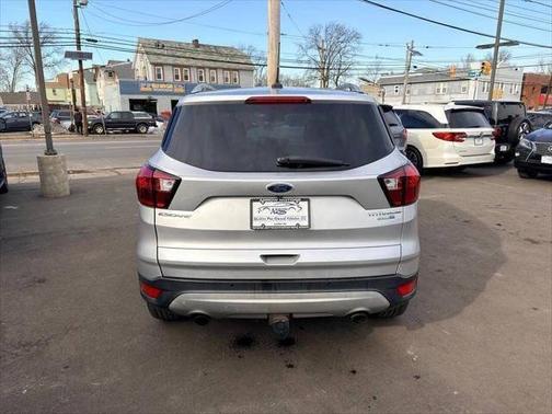 Ingot Silver Metallic 2019 Ford Escape Titanium 4WD