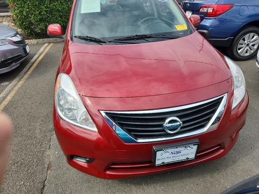 2013 Nissan Versa 1.6 SV