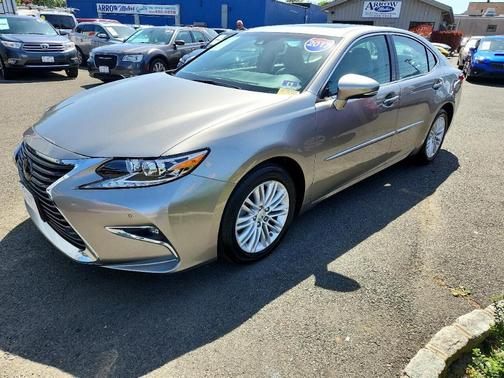 2017 Lexus ES 350 Base
