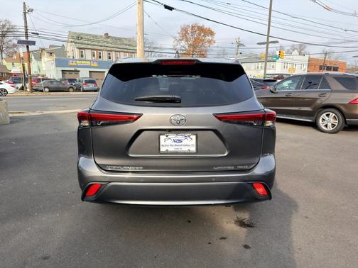 2021 Toyota Highlander Limited