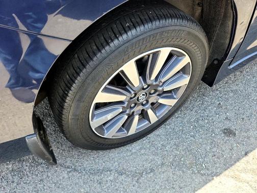 2018 Toyota Sienna Limited Premium