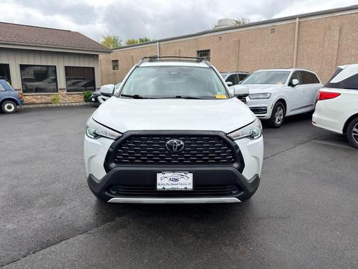 Wind Chill Pearl 2023 Toyota Corolla Cross LE 4WD (Natl)