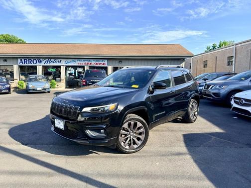 Diamond Black Crystal Pearlcoat 2019 Jeep Cherokee High Altitude 4x4