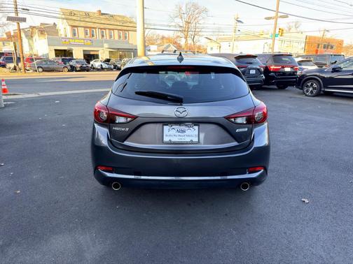 2018 Mazda Mazda3 Touring