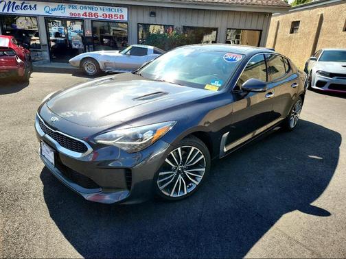 2019 Kia Stinger Base
