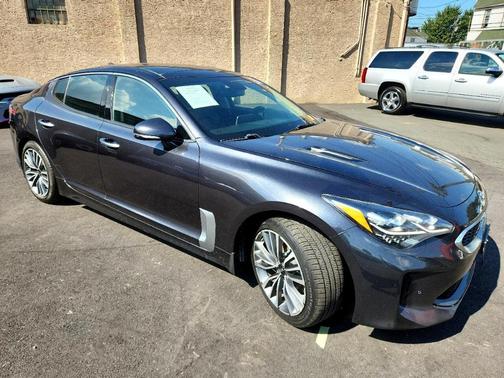 2019 Kia Stinger Base
