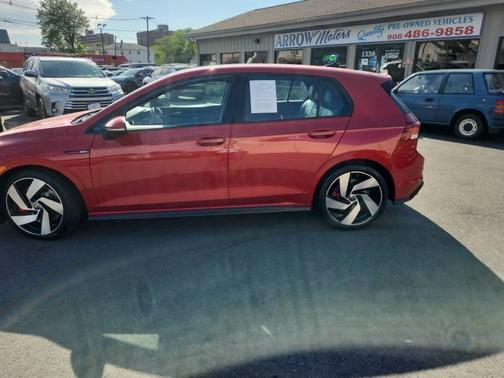 Kings Red Metallic 2022 Volkswagen Golf GTI 2.0T SE Manual