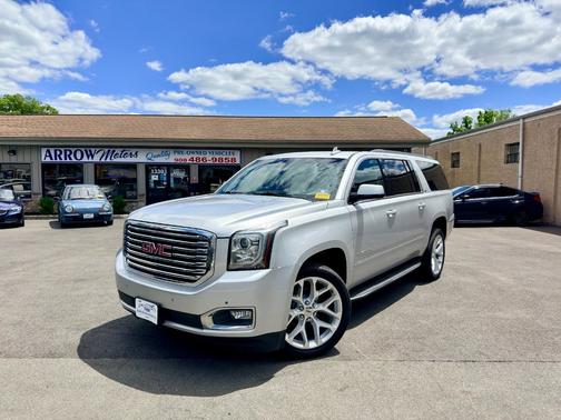 Quicksilver Metallic 2018 GMC Yukon XL 4WD 4dr SLT