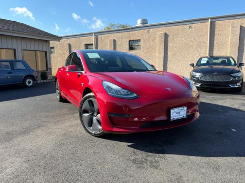 2019 Tesla Model 3 Mid Range