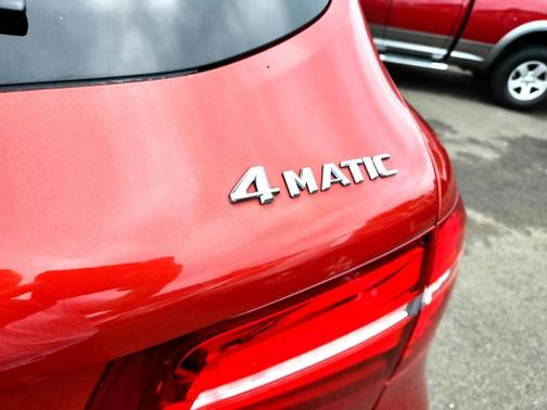 2016 Mercedes-Benz GLC-Class GLC 300 4MATIC