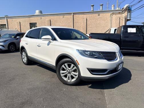 White Platinum Metallic Tri-Coat 2018 Lincoln MKX Premiere AWD