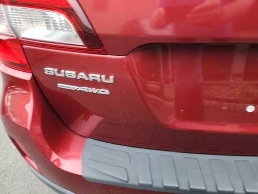 Venetian Red Pearl 2017 Subaru Outback 2.5i Premium