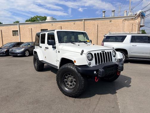 Bright White Clearcoat 2017 Jeep Wrangler Unlimited Winter 4x4 *Ltd Avail*