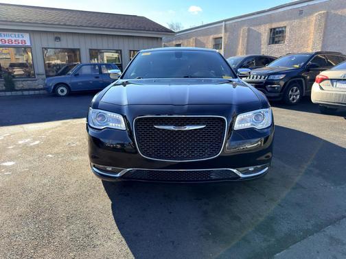 2019 Chrysler 300 Limited