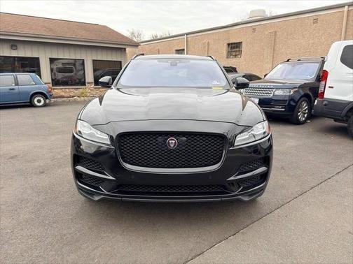 2019 Jaguar F-PACE 25t Prestige AWD
