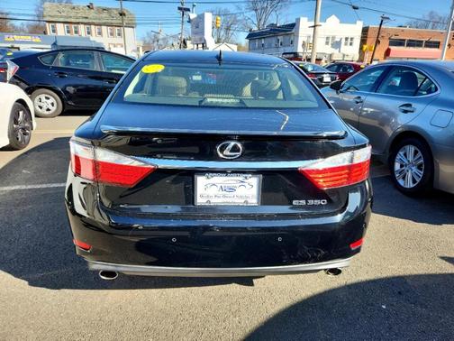 2015 Lexus ES 350 Crafted Line
