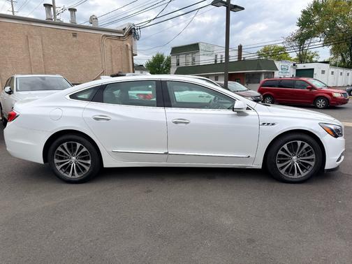 White Frost Tricoat 2018 Buick LaCrosse 4dr Sdn Essence FWD