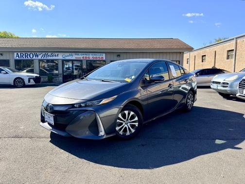 Magnetic Gray Metallic 2021 Toyota Prius Prime XLE (Natl)
