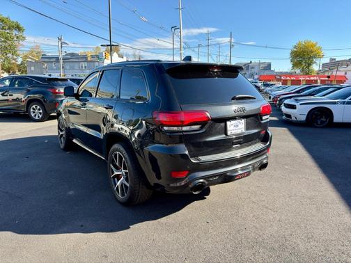 2016 Jeep Grand Cherokee SRT