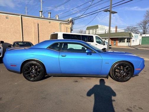 B5 Blue Pearl Coat 2015 Dodge Challenger 2dr Cpe R/T
