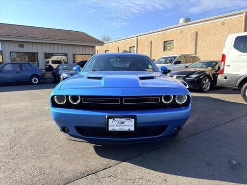 B5 Blue Pearl Coat 2015 Dodge Challenger 2dr Cpe R/T