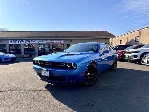 B5 Blue Pearl Coat 2015 Dodge Challenger 2dr Cpe R/T