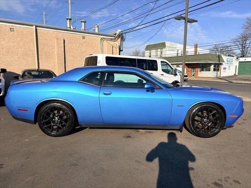 2015 Dodge Challenger 2dr Cpe R/T