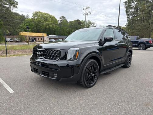 Ebony Black 2024 Kia Telluride SX-Prestige X-Line