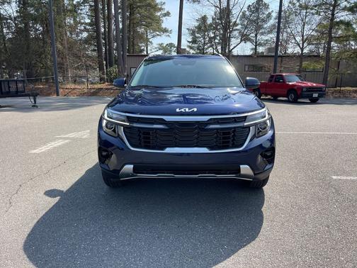 2025 Kia Seltos EX