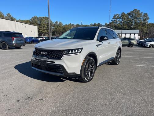 2022 Kia Sorento X-Line EX