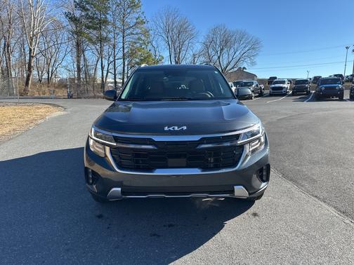 2024 Kia Seltos SX