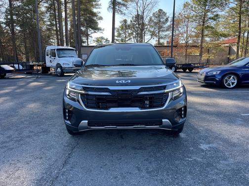 2024 Kia Seltos SX