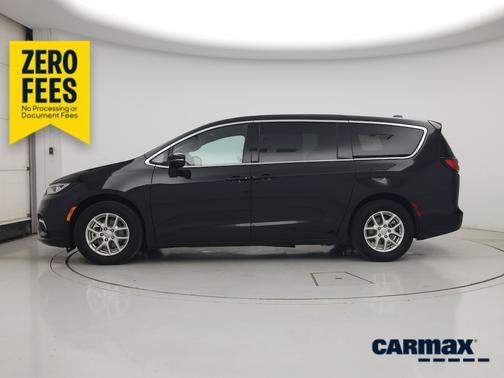Black 2026 Chrysler Pacifica Select