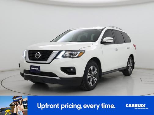 2020 Nissan Pathfinder SV