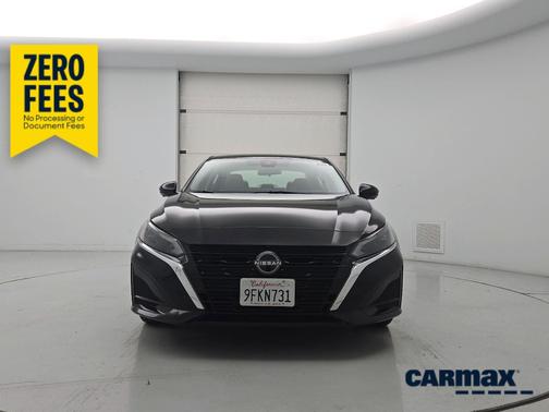Black 2023 Nissan Altima SL