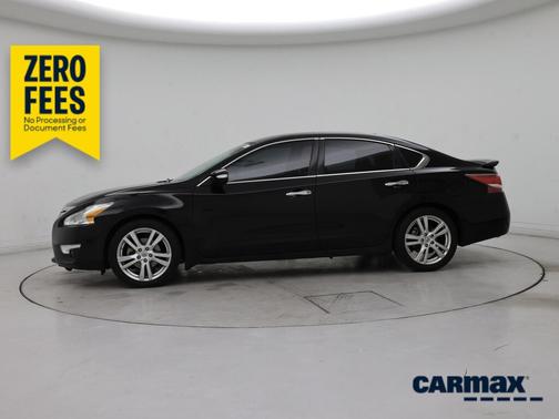 Black 2015 Nissan Altima SL