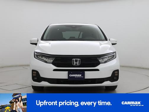 White 2025 Honda Odyssey Touring