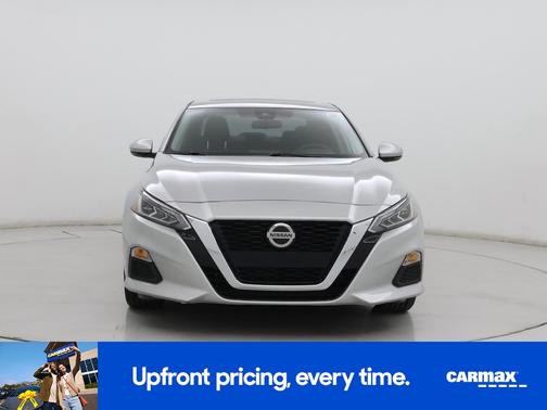 2022 Nissan Altima SV