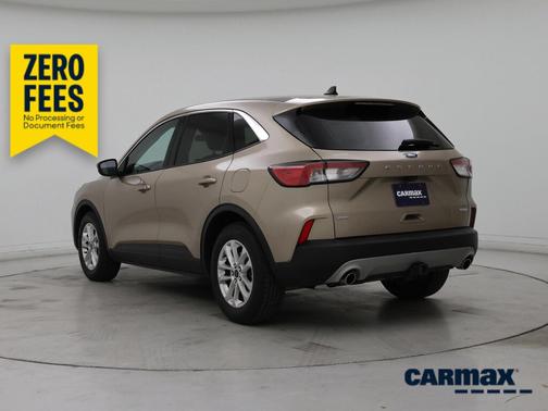 Gold 2020 Ford Escape SE
