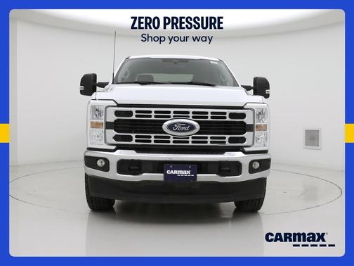 White 2024 Ford F-250 XLT
