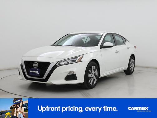 White 2021 Nissan Altima S