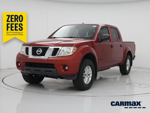 Red 2015 Nissan Frontier SV