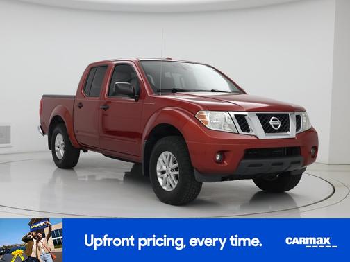 Red 2015 Nissan Frontier SV