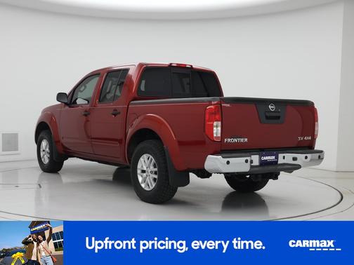 Red 2015 Nissan Frontier SV