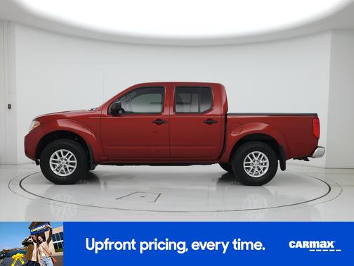 Red 2015 Nissan Frontier SV