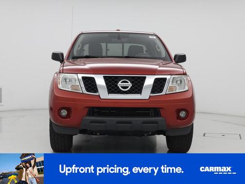 Red 2015 Nissan Frontier SV